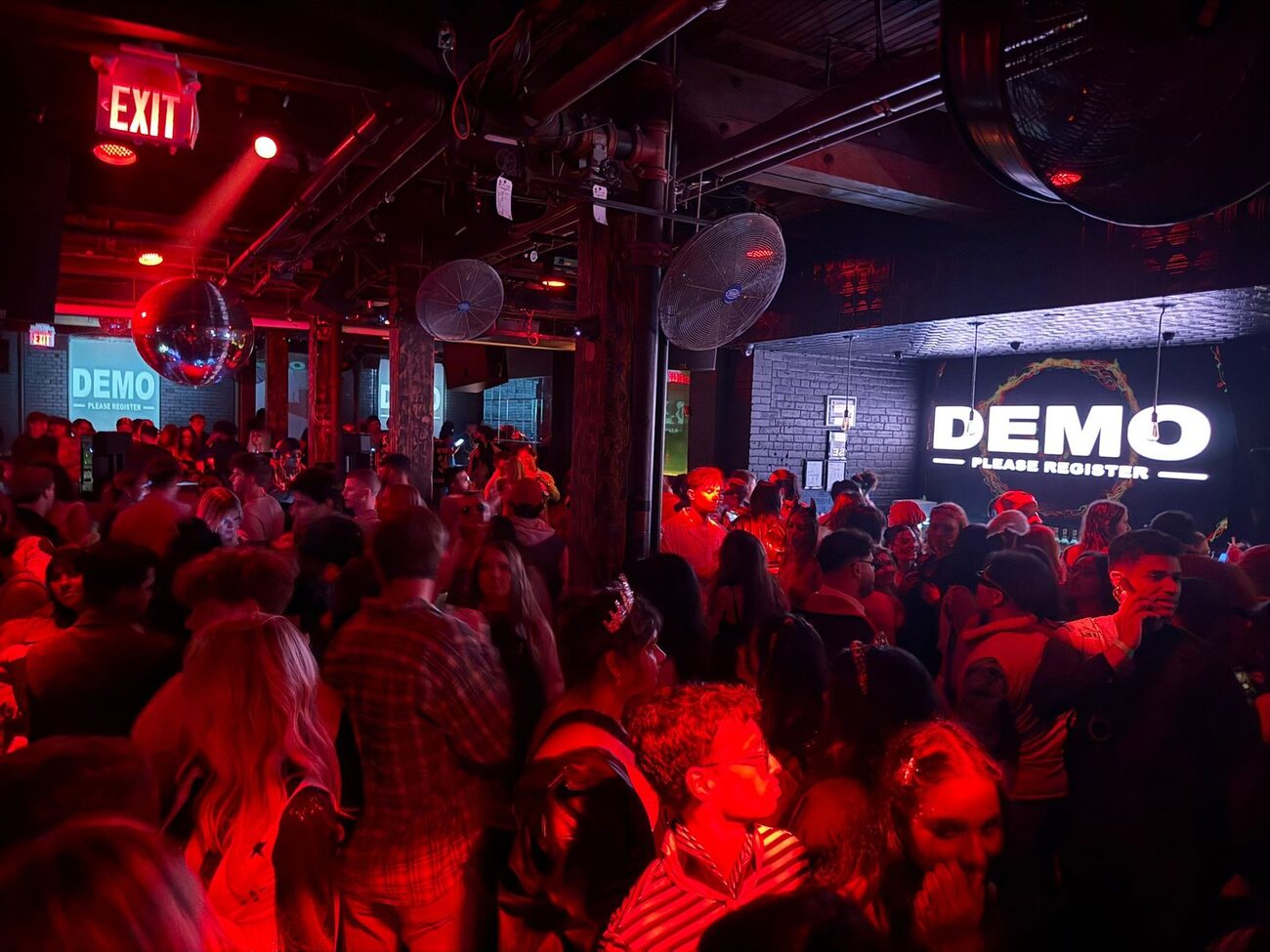 A packed Toronto club crawl crowd